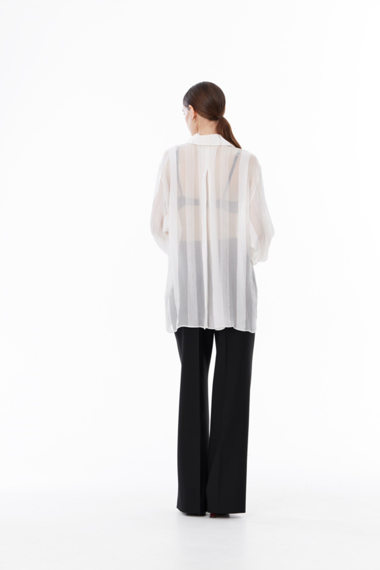 Шелковая блуза с длинным рукавом , Белый, арт. FR22FW1B03W600W купить в интернет-магазине