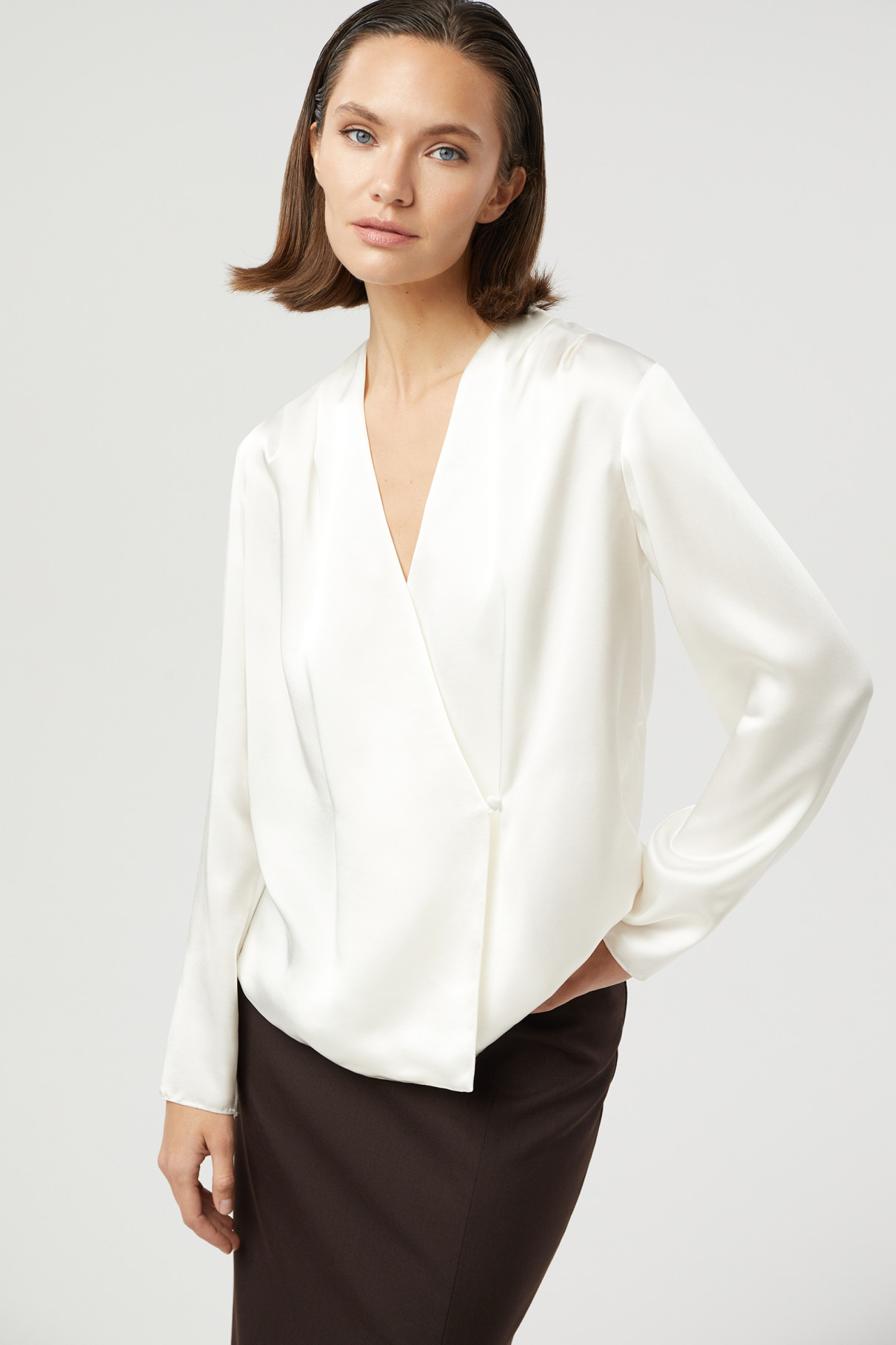 Блуза из атласа со складками , Молочный, арт. FR23SSBL4W520V купить в интернет-магазине