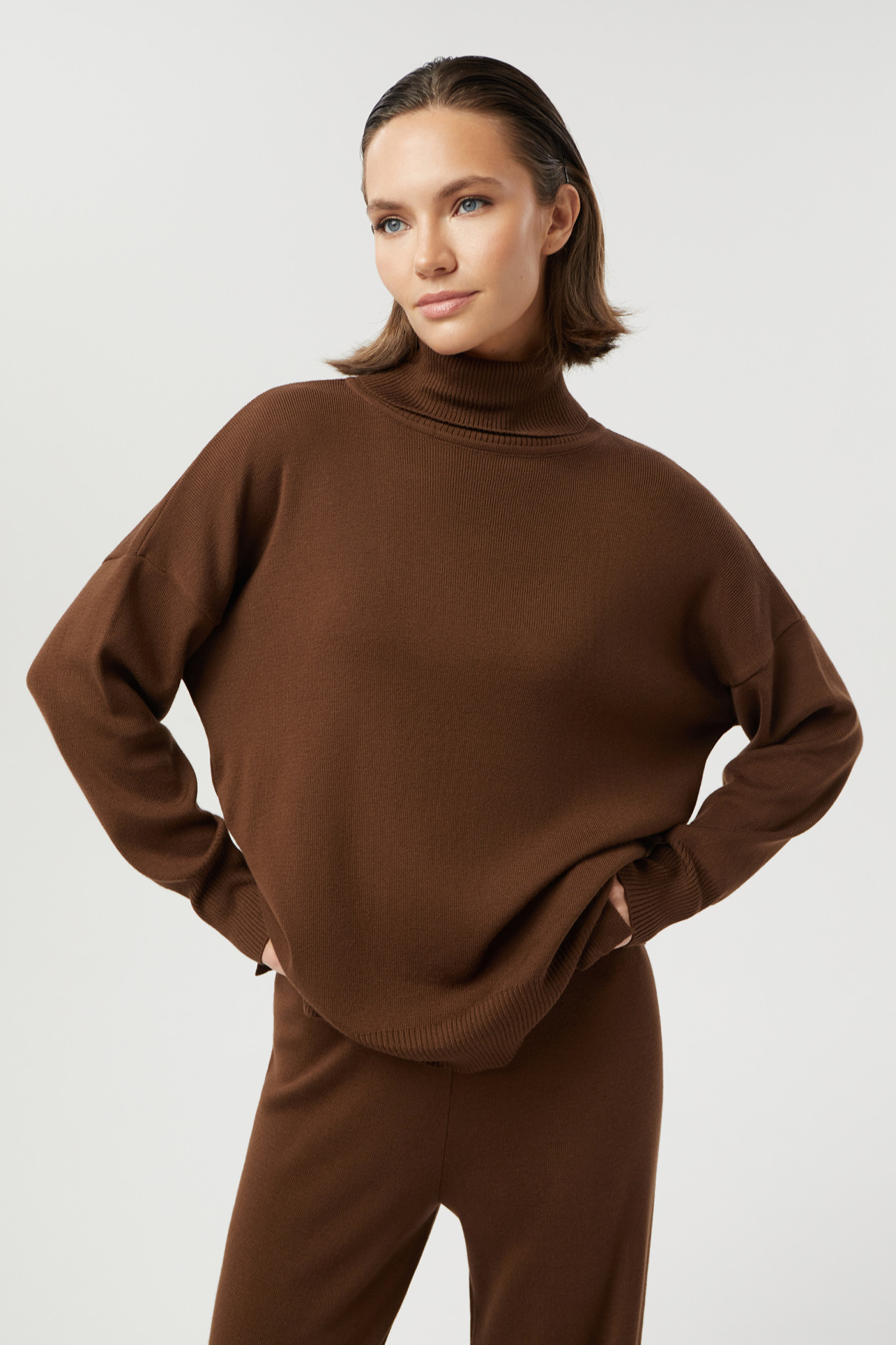 Пуловер со стойкой , Коричневый, арт. FR23SS4KJ4K400BR купить в интернет-магазине