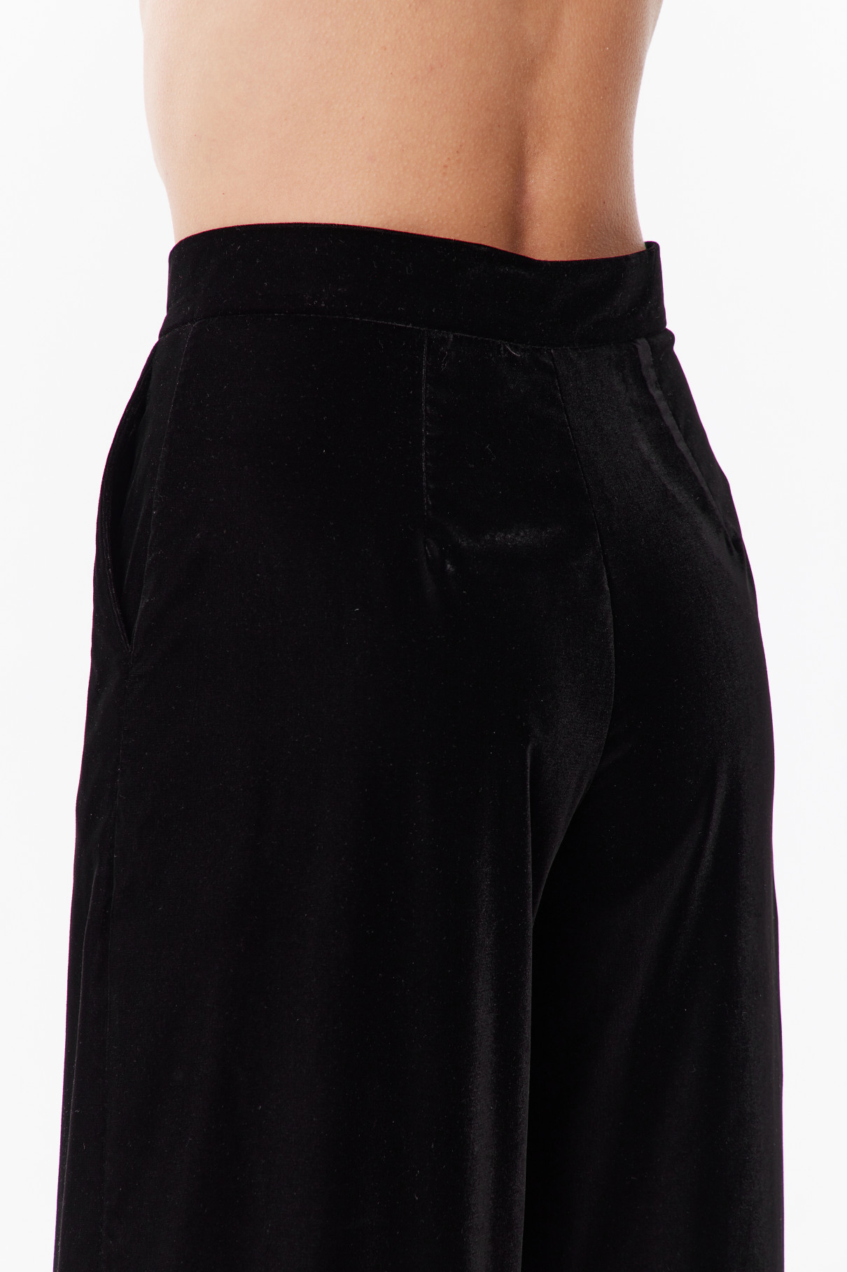 Прямые брюки из бархата , Чёрный, арт. FR22E1P03W500B купить в интернет-магазине