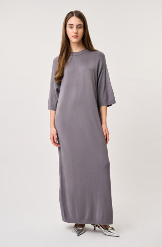 Трикотажное платье прямого кроя серое , Серый, арт. FR2201GRSPCO купить в интернет-магазине