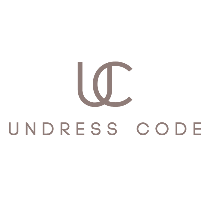 UNDRESS CODE