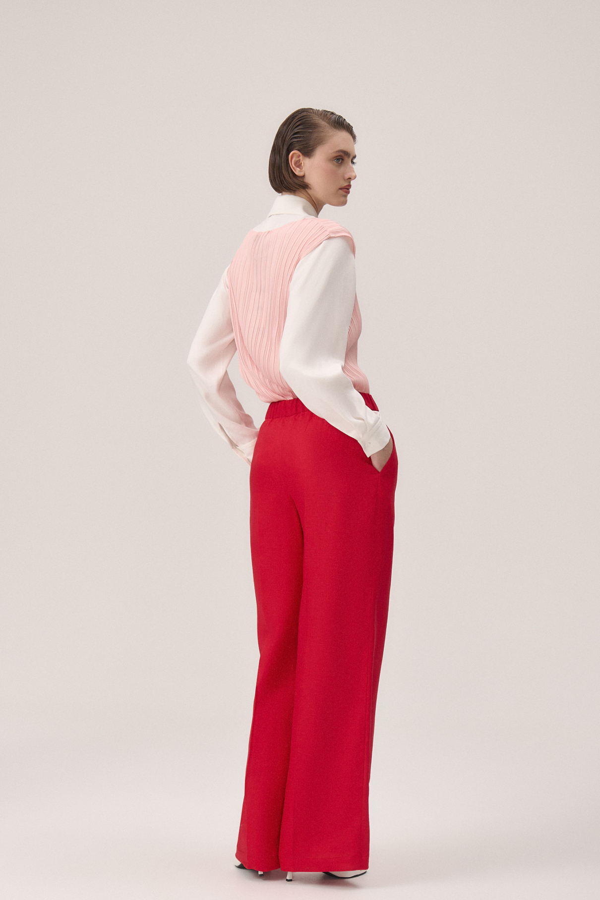 Брюки Iness , красный, арт. FR24SS1PN03FLW350RD купить в интернет-магазине Брюки Iness , красный, арт. FR24SS1PN03FLW350RD купить в интернет-магазине