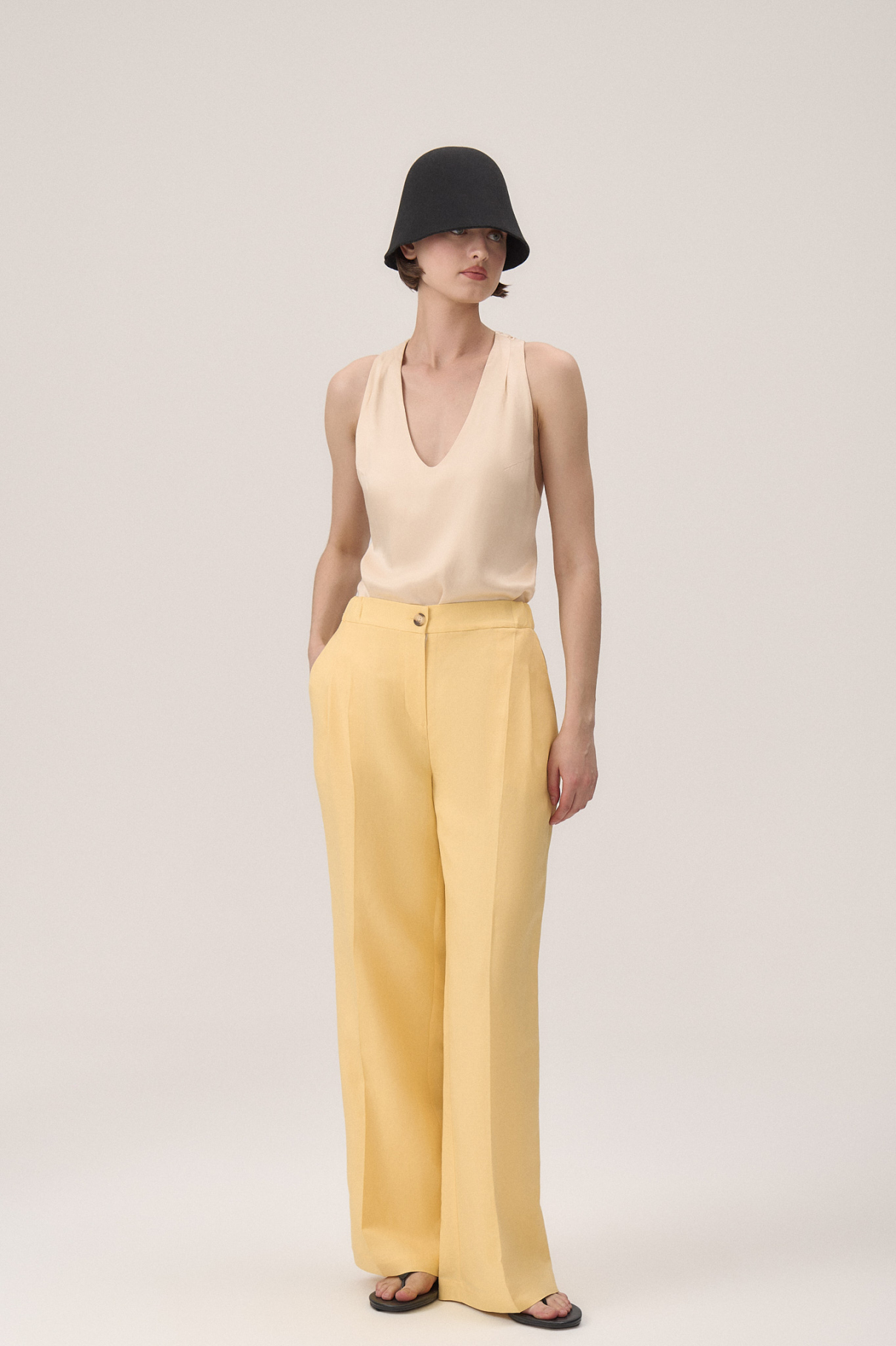 Брюки Iness , желтый, арт. FR24SS1PN03FLW350YL купить в интернет-магазине Брюки Iness , желтый, арт. FR24SS1PN03FLW350YL купить в интернет-магазине