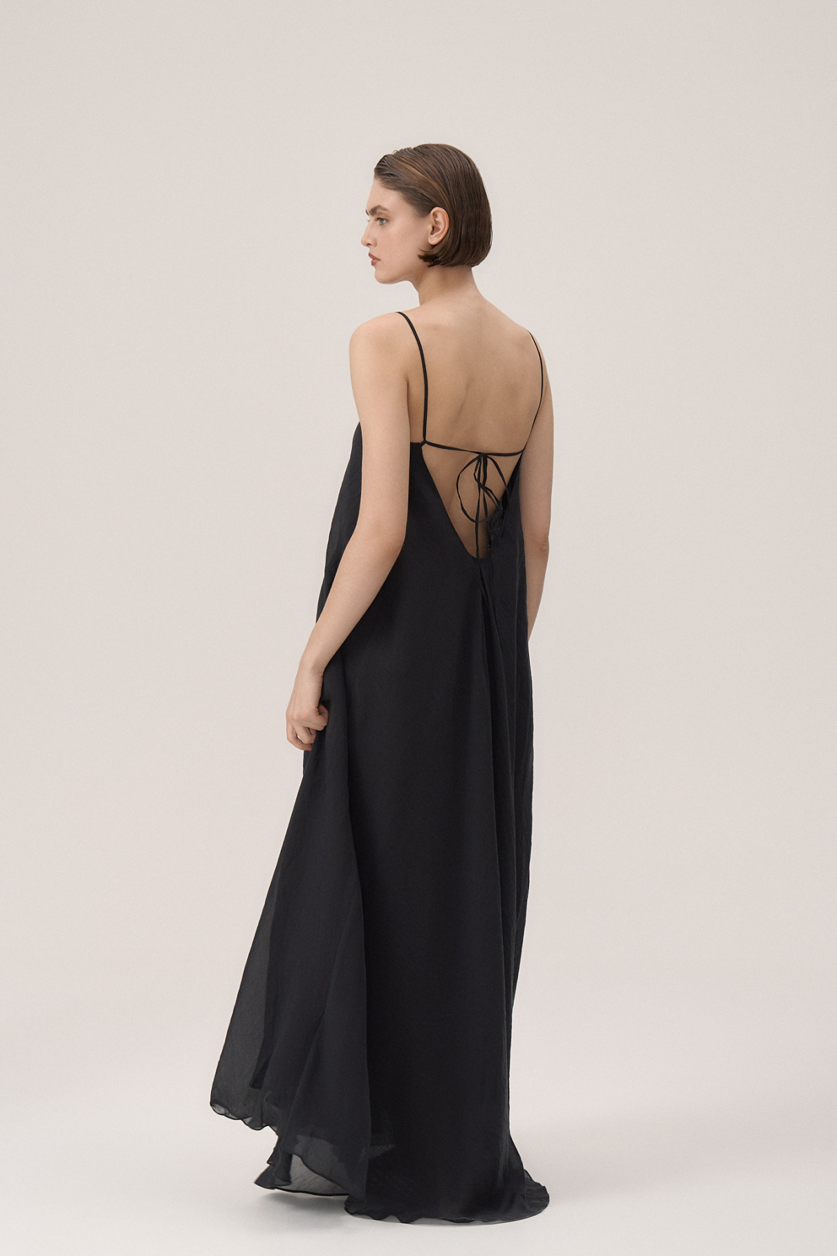 Сарафан Salma , черный, арт. FR24SS1DR13SSW230BL купить в интернет-магазине Сарафан Salma , черный, арт. FR24SS1DR13SSW230BL купить в интернет-магазине