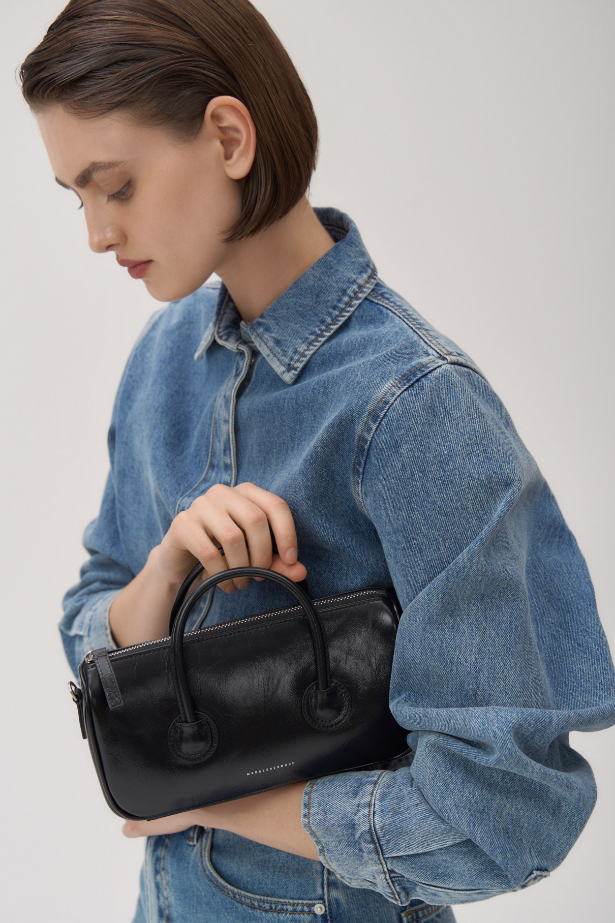 Сумка ZIPPER SMALL , черный, арт. EE047743 купить в интернет-магазине Сумка ZIPPER SMALL , черный, арт. EE047743 купить в интернет-магазине