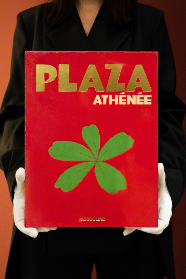 Книга ASSOULINE Plaza Athénée