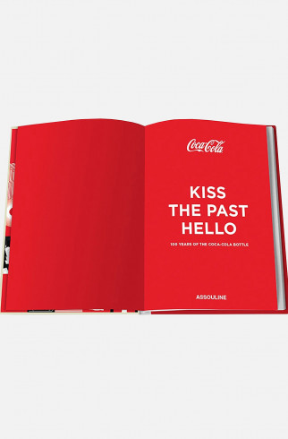 Книга ASSOULINE Kiss the Past Hello ,  арт. 9781614284437 купить в интернет-магазине