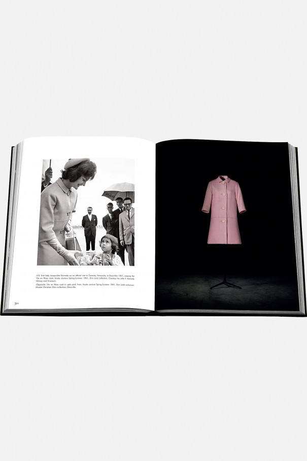 Книга ASSOULINE Dior by Marc Bohan