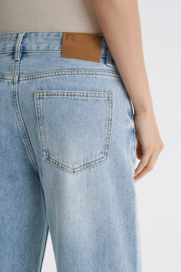 Джинсы Dayon , голубой, арт. FR24FW2DJ03PCW310LB купить в интернет-магазине