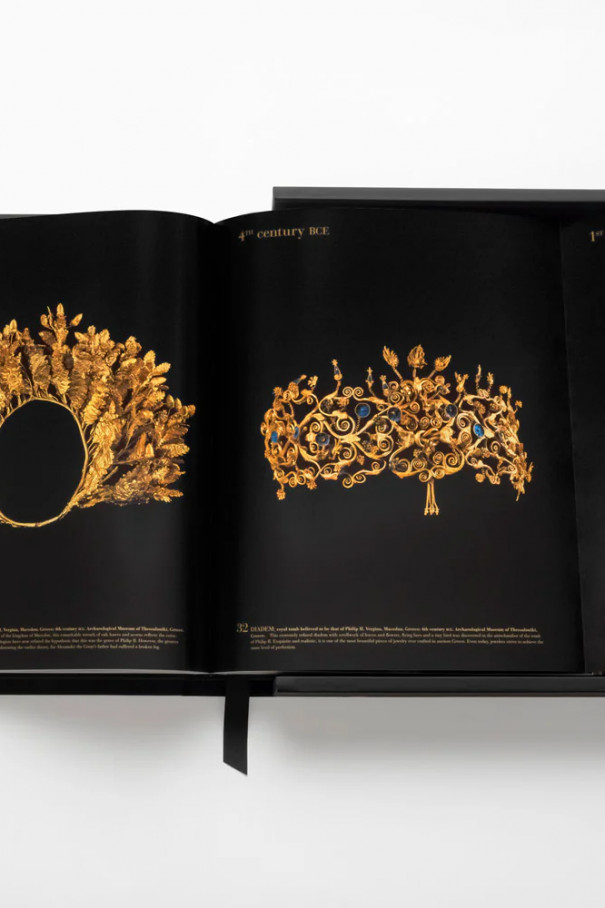 Книгa Assouline,Gold: The Impossible Collection