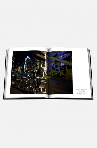 Книга Noor Riyadh: A New Visual Culture ,  арт. 9781649803696 купить в интернет-магазине