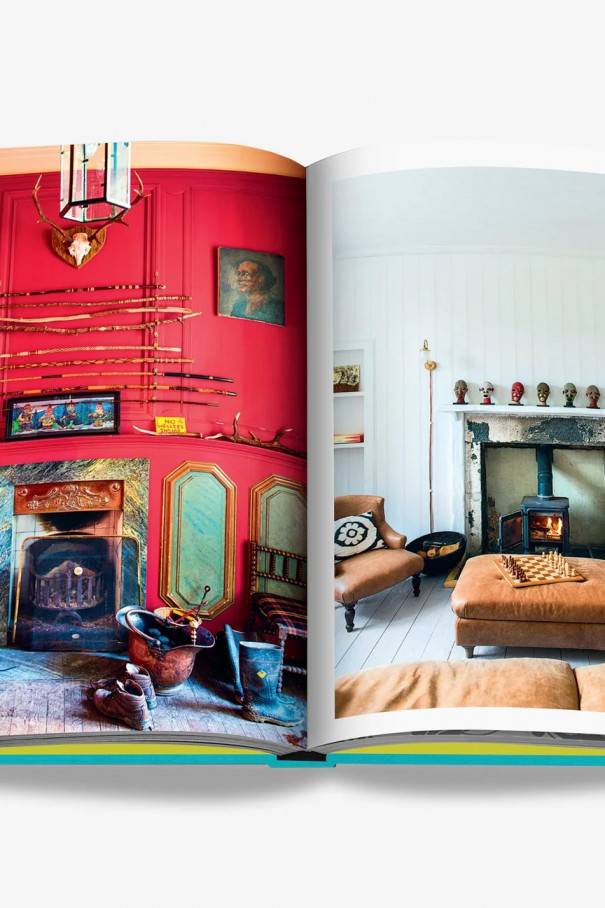 Книгa Assouline Travel Chic Stays