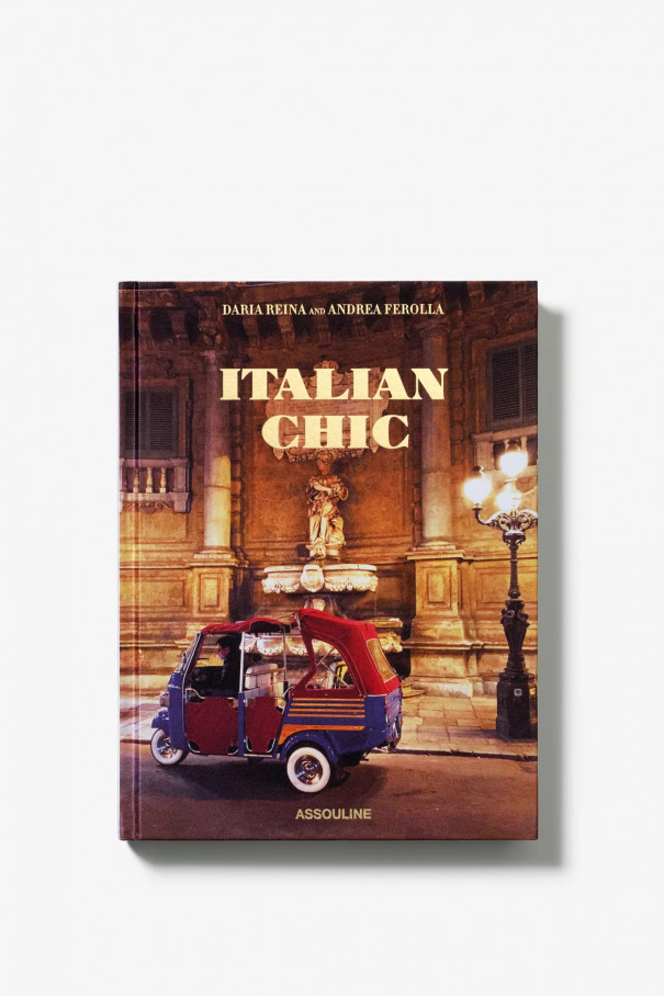 Книгa Assouline Travel Italian Chic