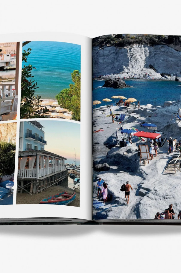 Книгa Assouline Travel Italian Chic