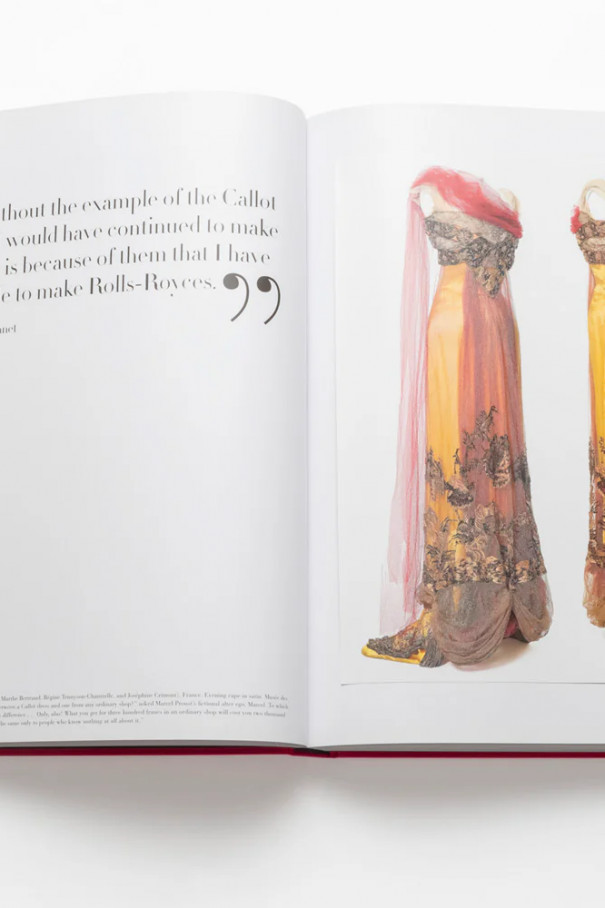 Книгa Assouline,The Impossible Collection of Fashion
