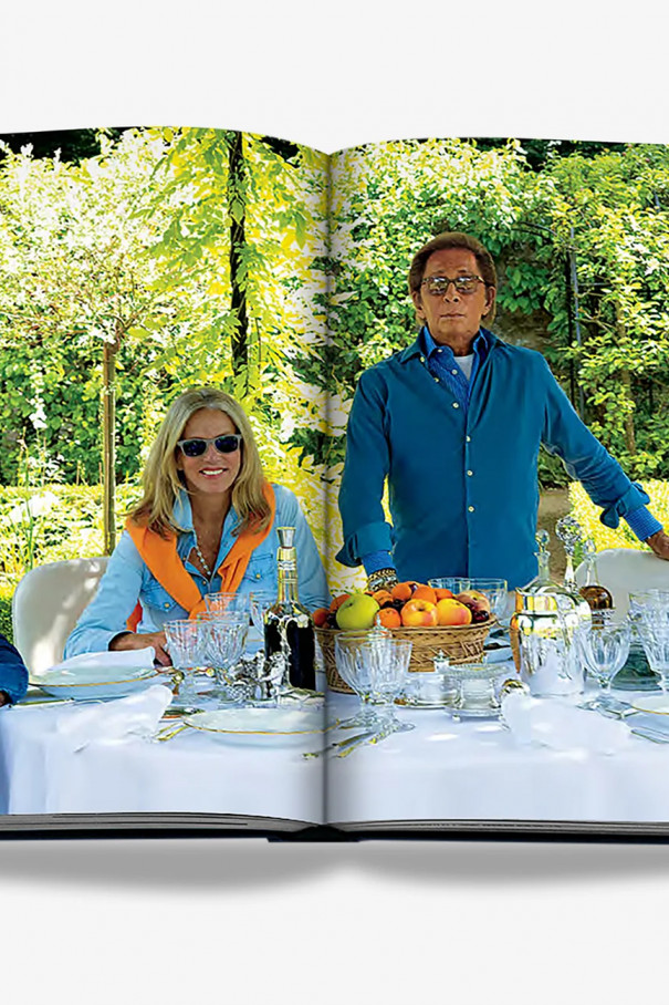Книга ASSOULINE Valentino: At the Emperor's Table