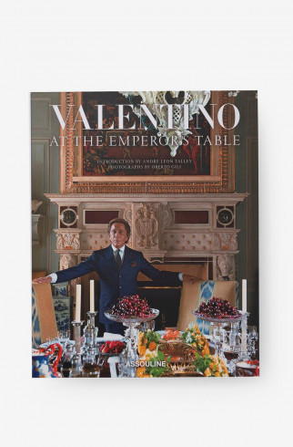 Книга ASSOULINE Valentino: At the Emperor's Table ,  арт. 9781614282938 купить в интернет-магазине