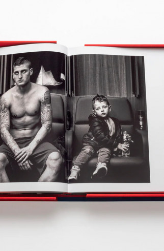 Книгa Assouline,Paris Saint-Germain (English) ,  арт. 9781649801906 купить в интернет-магазине