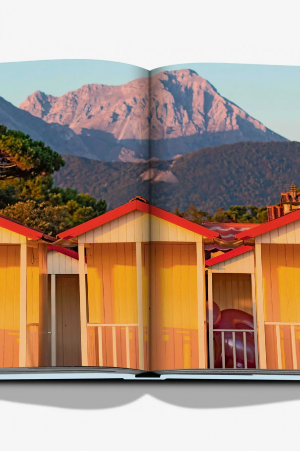 Книгa ASSOULINE Forte Dei Marmi