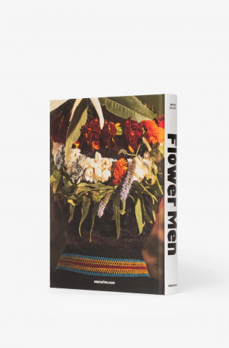Книга Saudi Arabia: Flower Men ,  арт. 9781649800862 купить в интернет-магазине