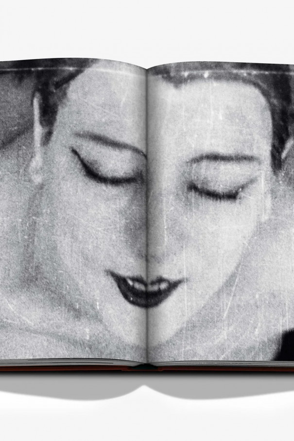 Книга Paris in the 1920s with Kiki de Montparnasse
