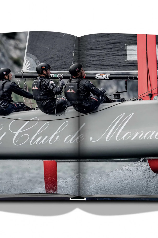 Книга Monaco Yacht Club