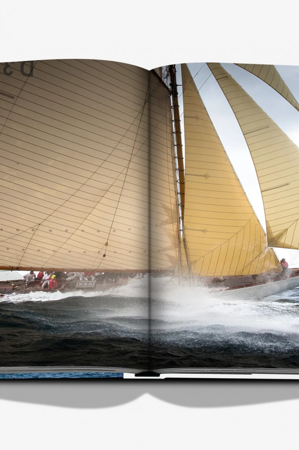Книга Saint-Tropez Yachting