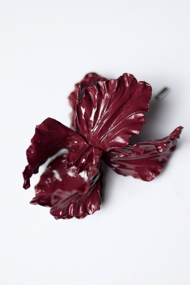 BIG BROOCH Ирис бордо , бордовый, арт. 36115831 купить в интернет-магазине