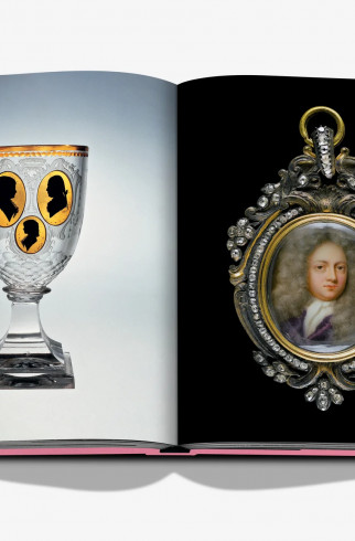 Книгa Assouline,18th Century Style ,  арт. 9781649803238 купить в интернет-магазине