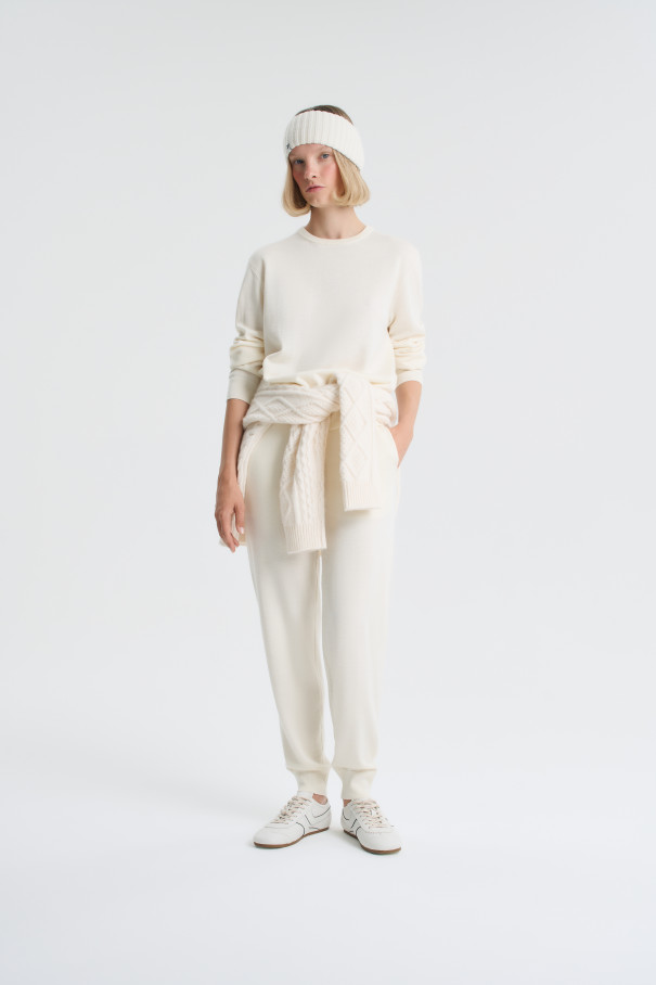 Свитшот Dorothy , молочный, арт. FR25FW1JM400W100ML купить в интернет-магазине