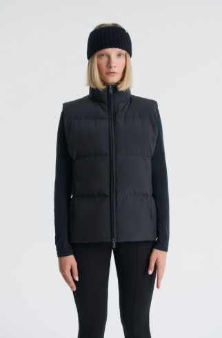 Жилет пуховый Lily , Черный, арт. FR26AW1VS100W200BL купить в интернет-магазине