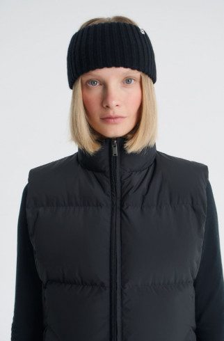Жилет пуховый Lily , Черный, арт. FR26AW1VS100W200BL купить в интернет-магазине