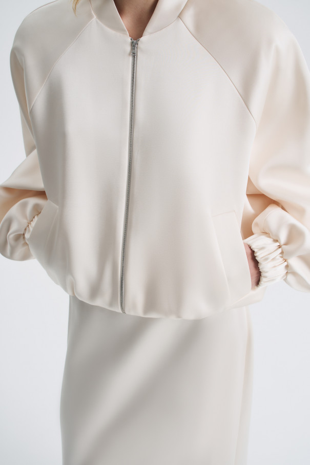 Бомбер оверсайз из тафты , молочный, арт. FR26NY1BM40PCK450ML купить в интернет-магазине