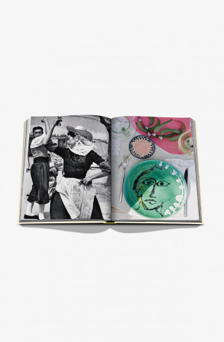 Книга Wine & Travel Mediterranean Islands ,  арт. 9781649804983 купить в интернет-магазине