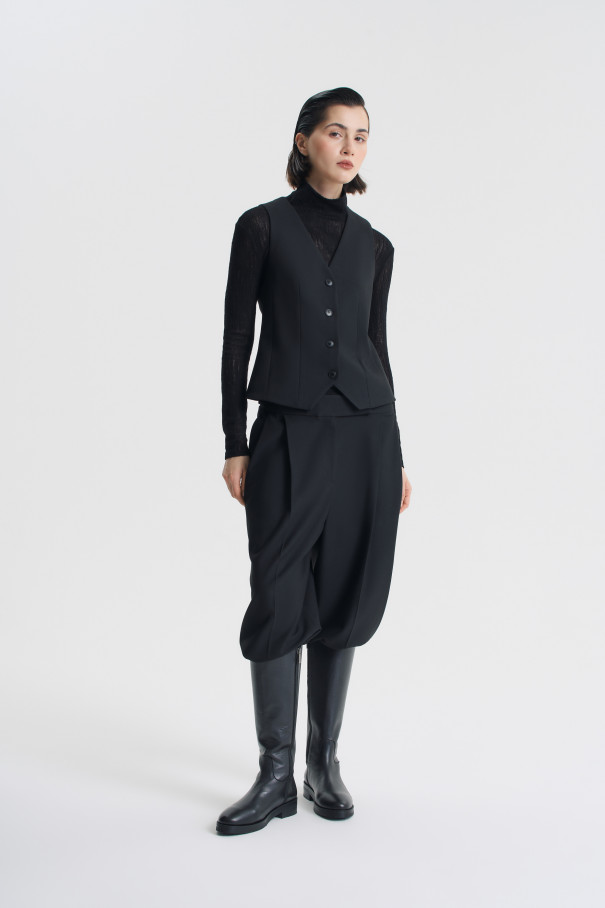 Жилет приталенный , черный, арт. FRASSVS00BL купить в интернет-магазине
