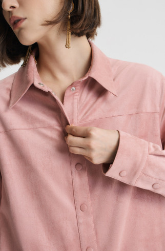 Рубашка из розовой экозамши , Розовый, арт. FRASSSH04PN купить в интернет-магазине