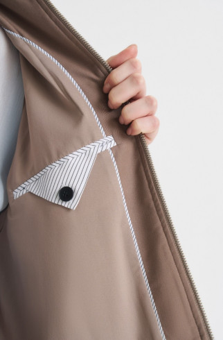 Куртка с контрастным кантом , Коричневый, арт. FRASSJK00BR купить в интернет-магазине