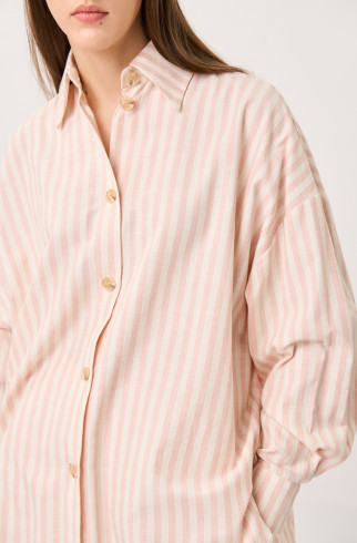 Объемная рубашка из льна , Розовый, арт. FR2203SPlPIN купить в интернет-магазине